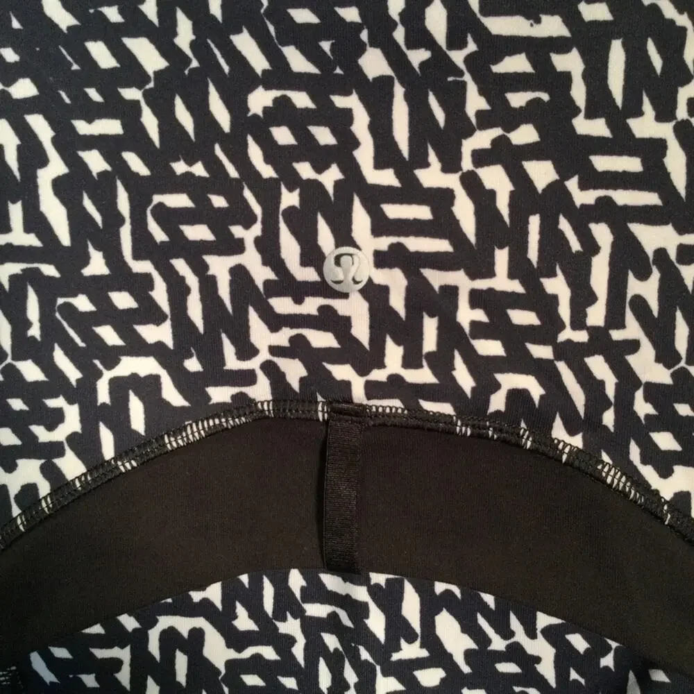 Lululemon Define Jacket Black/White abstract print 10